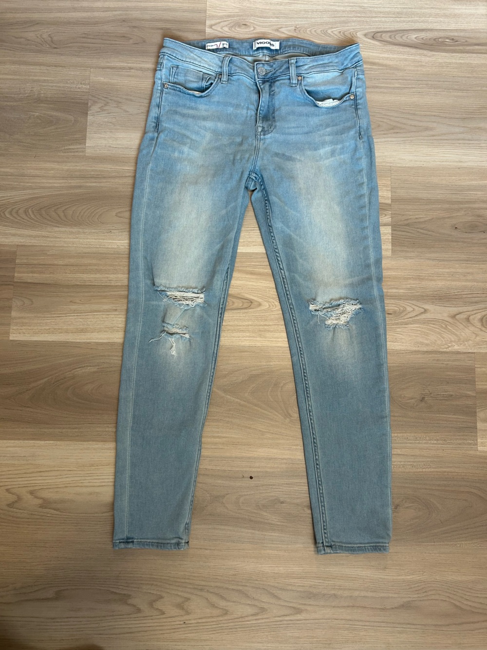 Vigoss Women's Light Wash Ripped SkVigoss Women's Light Wash Ripped Skinny Jeans